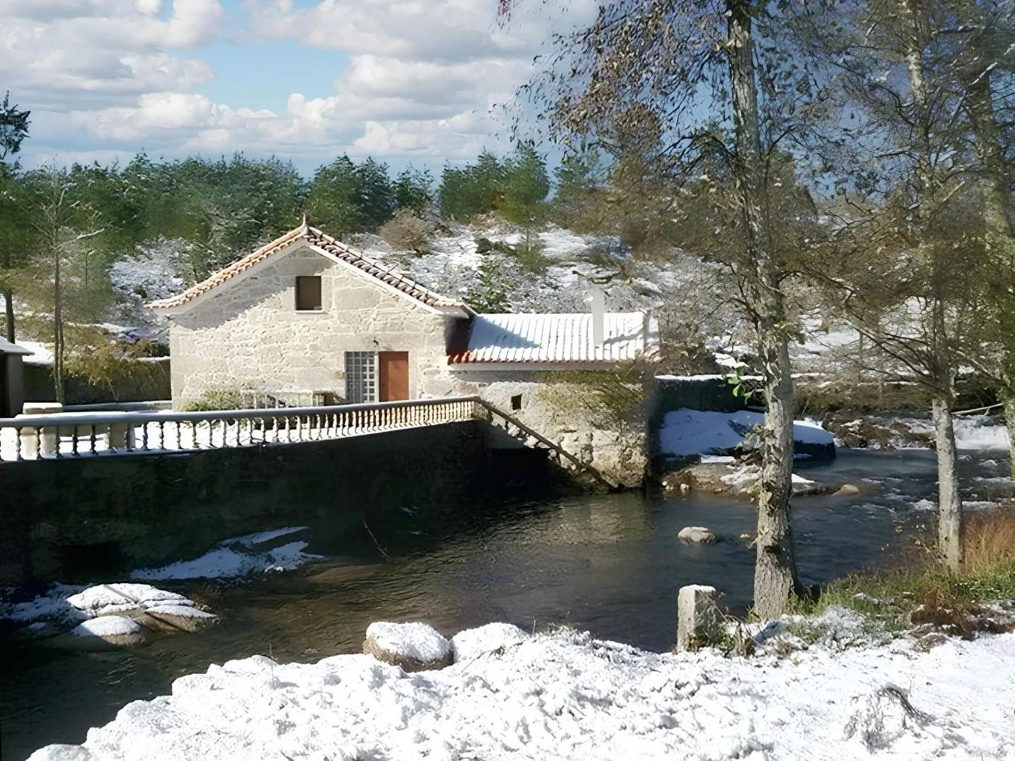 Charming Villa In Segoes With A Private Pool Екстериор снимка